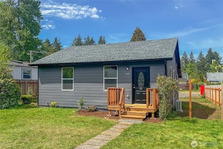 103 Madison St, Ryderwood, WA 98581