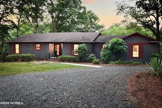 165 Clearview Point Dr, Mount Gilead, NC 27306