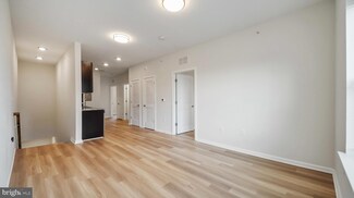 4907 Hamilton Ave Unit 4907-APT B, Baltimore, MD 21206
