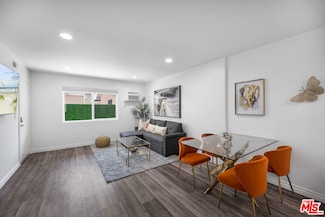 1623 Menlo Ave Unit 3, Los Angeles, CA 90006