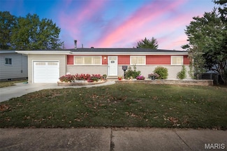 25 Francisca Dr, Florissant, MO 63031