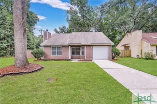 19 E White Hawthorne Dr, Savannah, GA 31419
