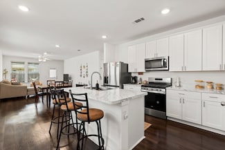 16215 Palermo Oaks, Conroe, TX 77302