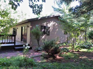 N9217 Becker Rd, Westfield, WI 53964