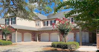 903 River Oaks Dr, Richmond Hill, GA 31324