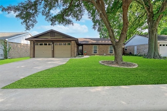 8514 Rowan Ln, Houston, TX 77036