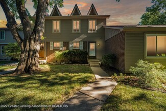 2014 Blue Lac Dr Unit 88, Haslett, MI 48840