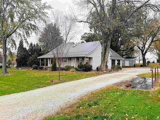 103 N Main St, Cannelburg, IN 47519