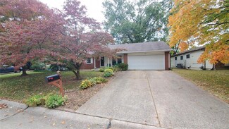 345 Roanoke Dr, Belleville, IL 62221