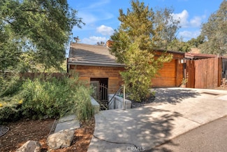 4315 Morro Dr, Woodland Hills, CA 91364
