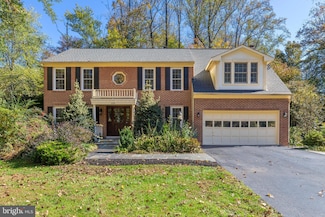 6305 Barsky Ct, Fairfax Station, VA 22039