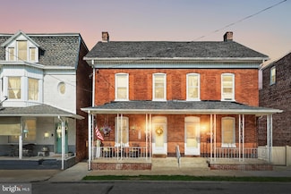 137 S East St, Spring Grove, PA 17362