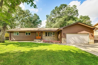 10010 Grouse St NW, Coon Rapids, MN 55433