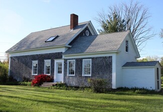 68 Bayview Ave, Berkley, MA 02779