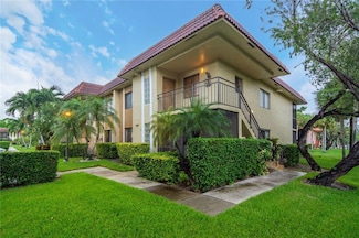 301 Lakeview Dr Unit 204, Weston, FL 33326