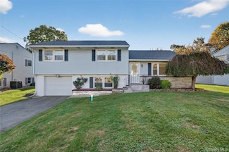 223 Margo St, New Windsor, NY 12553