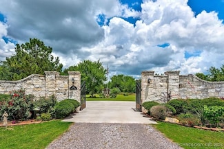 118 Walnut Ave, Colbert, OK 74733
