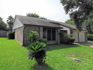 7227 Lost Fable Ln, Houston, TX 77095