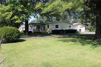 1101 W Chestnut St, Savannah, MO 64485