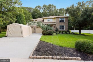 20 Elsinore Dr, Hainesport, NJ 08036