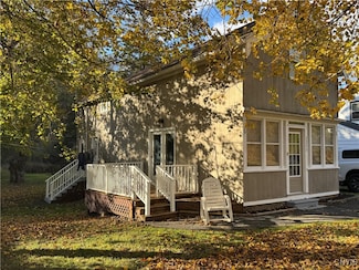 2255 Oneida St, Clayville, NY 13322