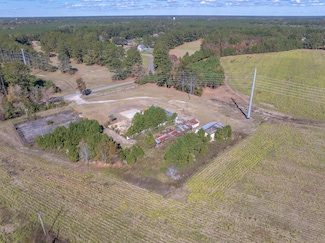 218 Clubhouse Cir, Saint George, SC 29477