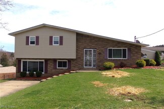 238 Hideaway Acres Rd, New Cumberland, WV 26047