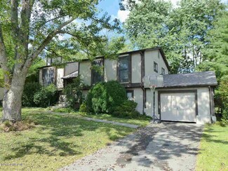 2302 Terra Bella St, Blacksburg, VA 24060