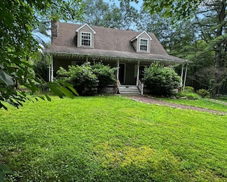 1701 Johns Rd, Effort, PA 18330