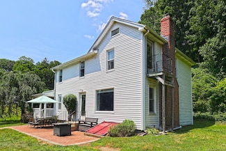 44 Johnson Ave, Seymour, CT 06483
