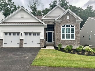7 Jameson Dr Unit 237, Millis, MA 02054