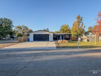 1047 S 20th St, Nampa, ID 83686