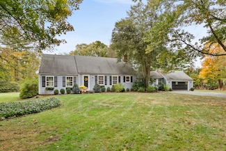 357 Jelliff Mill Rd, New Canaan, CT 06840