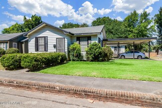 906 S Court St, Opelousas, LA 70570