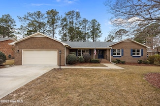 6108 Ibis Ln, New Bern, NC 28560