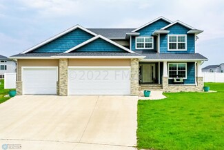 3580 50th St S, Fargo, ND 58104