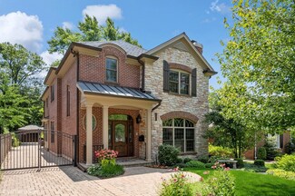 882 Elm St, Winnetka, IL 60093