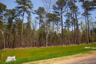 825 Little River Ln, Appling, GA 30802