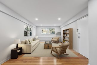 179 Franklin St Unit 1, Stoneham, MA 02180
