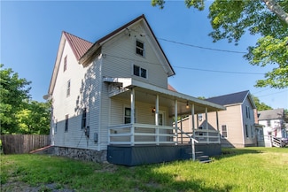 11 Grove St, Adams, NY 13605