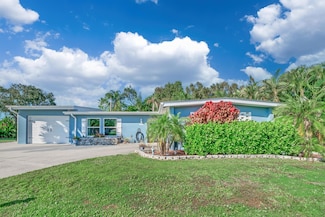 1321 SE San Sovina Terrace, Port Saint Lucie, FL 34952