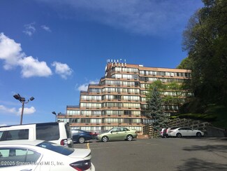 755 Narrows Rd N Unit 1001, Staten Island, NY 10304