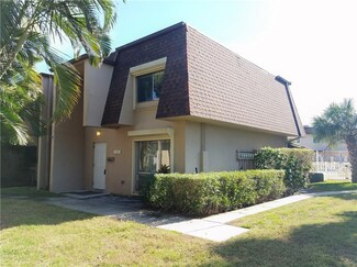 1554 70th St N, Saint Petersburg, FL 33710
