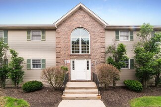 434 S Peace Rd, Sycamore, IL 60178