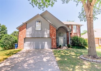 2819 W 64th Place, Tulsa, OK 74132