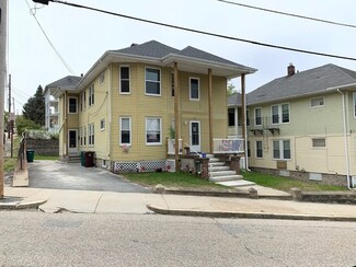 387 Vose St, Woonsocket, RI 02895