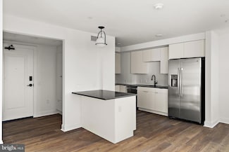 301 S 19th St Unit 304, Philadelphia, PA 19103
