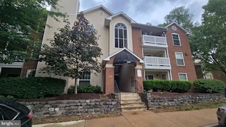 1527 Lincoln Way Unit 303, McLean, VA 22102