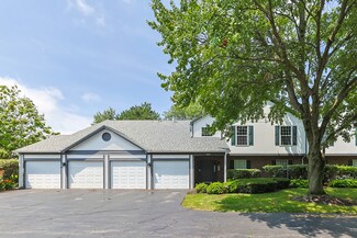 220 Hampshire Ct Unit 101A, Naperville, IL 60565