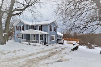 4715 Ridge Rd, Williamson, NY 14589